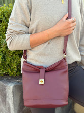 Load image into Gallery viewer, Isabella small bucket bag - Burgundy
