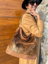 Load image into Gallery viewer, Chloe Cowhide Hobo Bag — Light Tan