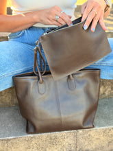 Load image into Gallery viewer, Piper Tote bag — Chocolate Brown
