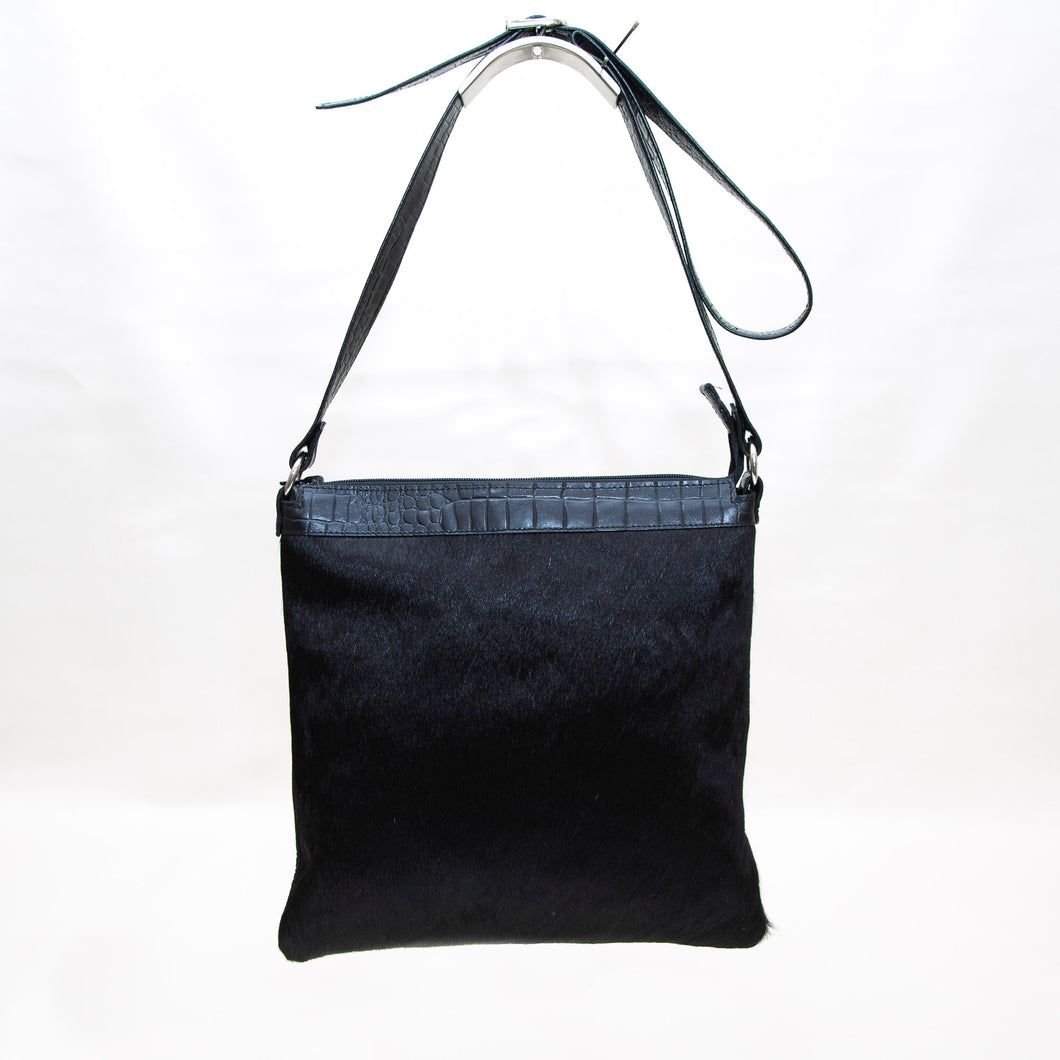 Amy Flat Shoulder Bag - Black Cowhide