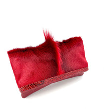 Load image into Gallery viewer, Jafari Springbok Clutch - Red
