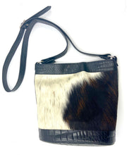 Load image into Gallery viewer, Izzy Cowhide Bucket Bag - Black/Brown
