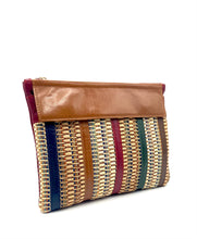 Load image into Gallery viewer, Sofia Clutch Straw
