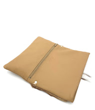 Load image into Gallery viewer, Jafari Springbok Clutch - Natural
