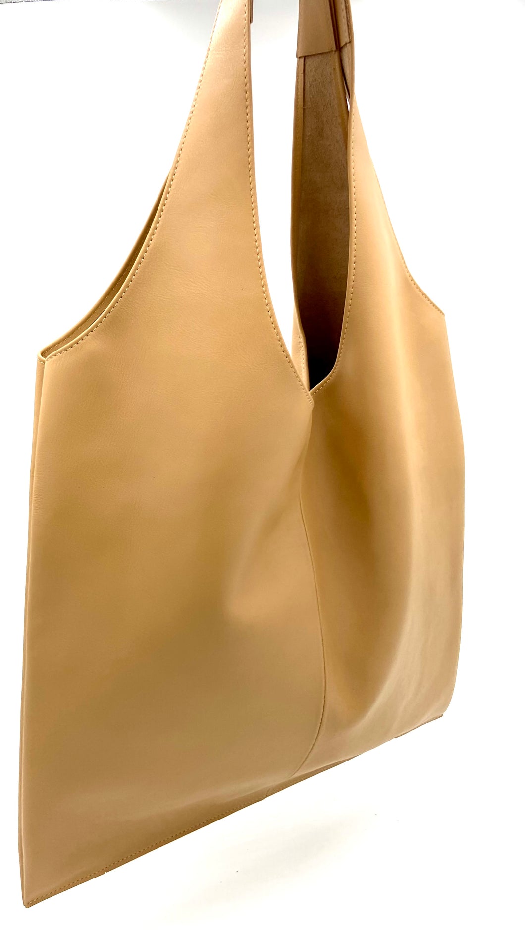 Bobby Large Tote - Italian Leather - Hazelnut Beige